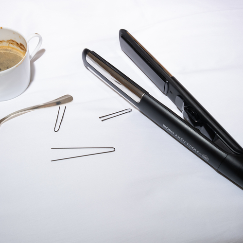 Straight & Curl Pro av Björn Axén Tools, rettetang