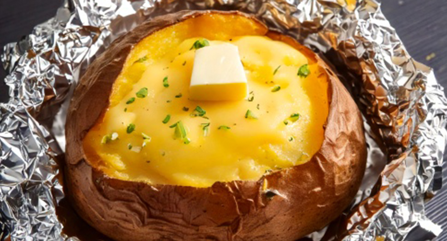 Bakte poteter med hvitløkssmør