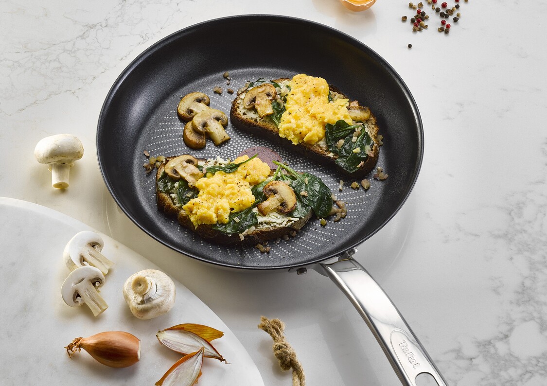 Rustfritt stål med non-stick-belegg