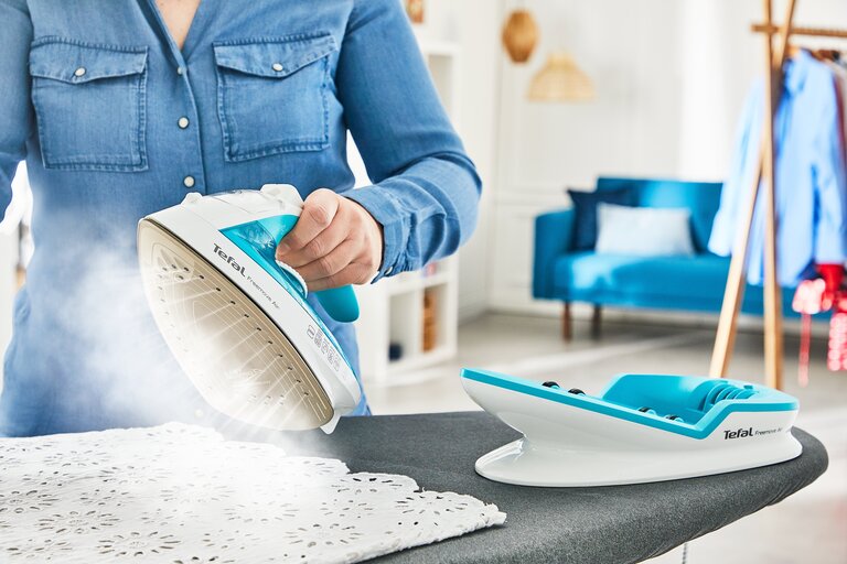 Det letteste trådløse dampstrykejernet fra Tefal 
