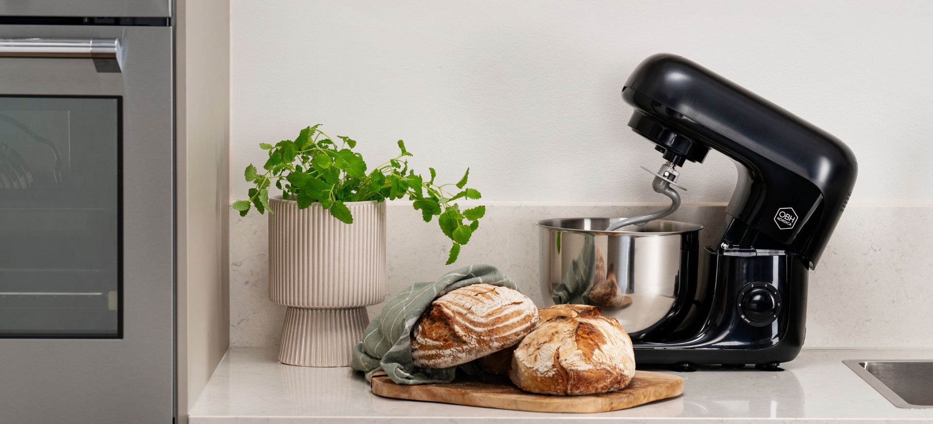 Bake Essential kjøkkenmaskin 4,8L