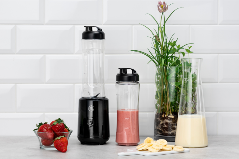 Praktisk smoothieblender