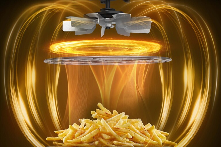 En airfryer bruker avansert varmluftsteknologi for å tilberede mat