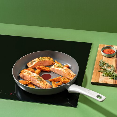 Renew ON 3 pcs set : Frypans 20, 24 and 28 cm Grey