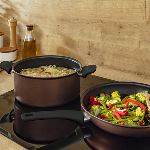 Resource Kjele 24 cm / 5,2 l med lokk 