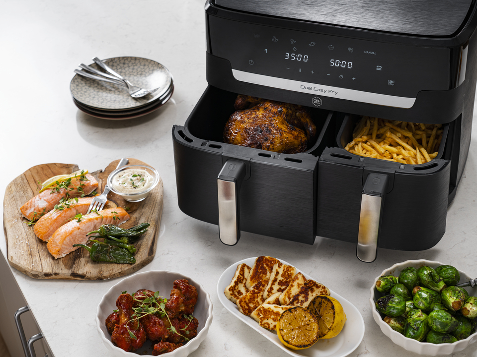 Airfryer med to separate matskuffer